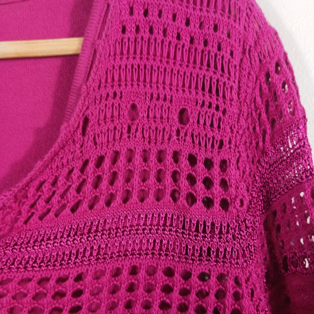 Hot In Hollywood Fuchsia Pink Crochet Tunic W/ Attached Tank, 3/4 Sleeve, Medium - Picture 7 of 16